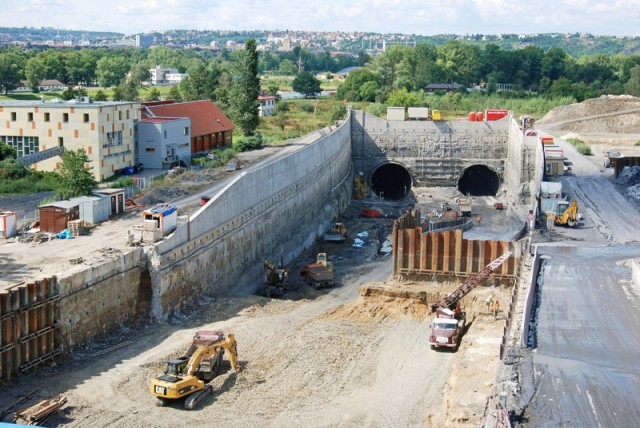 3 Blanka Tunnels, Špejchar-Pelc-Tyrolka constr., excavated section on the Troja riverside