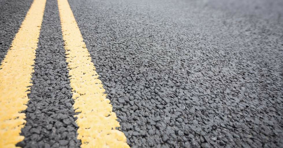 Wykonawcy dróg konsekwentnie wybierają asfalt [RAPORT]