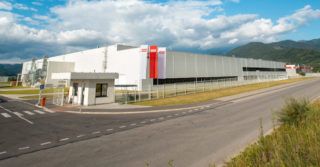 Franke otwiera nowoczesną fabrykę zlewozmywaków granitowych i kompozytowych na Słowacji