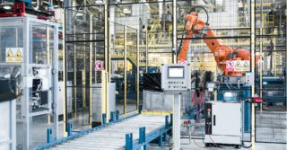 Roboty ABB pakują kauczuk rozpuszczalnikowy w Synthos SA