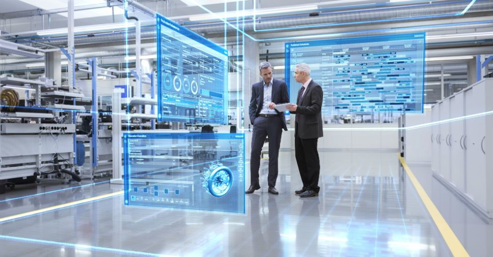 Siemens uruchamia nowe ujednolicone portfolio rozwiązań do zarządzania operacjami produkcyjnymi