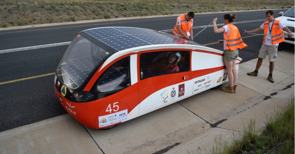 Lodz Solar Team buduje pierwsze polskie bolidy solarne do wyścigów