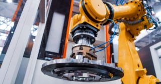 Ponad 2,7 miliona przemysłowych robotów pomaga w fabrykach na całym świecie