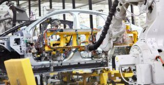 ABB dostarczy ponad 1300 robotów wraz z pakietami funkcjonalnymi do Volvo Cars