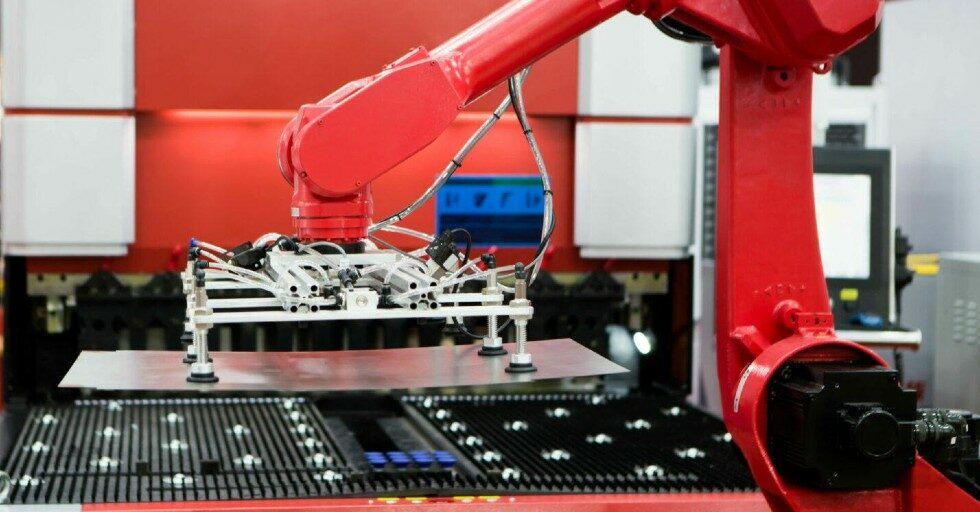 Wybór integratora robotów przemysłowych – zobacz co jest ważne