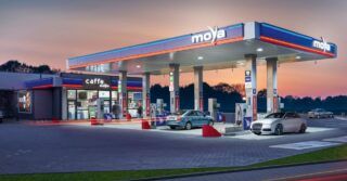 Na stacjach paliw MOYA zostaną wybudowane szybkie ładowarki pojazdów elektrycznych o mocy od 120 do 180 kW